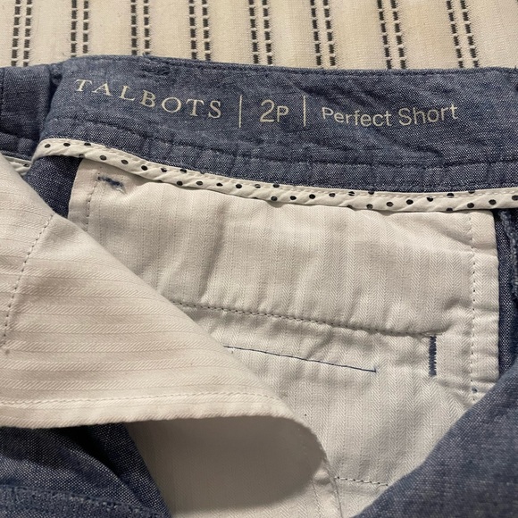 NWOT Talbots Chambray Perfect Short 2. - Picture 4 of 5